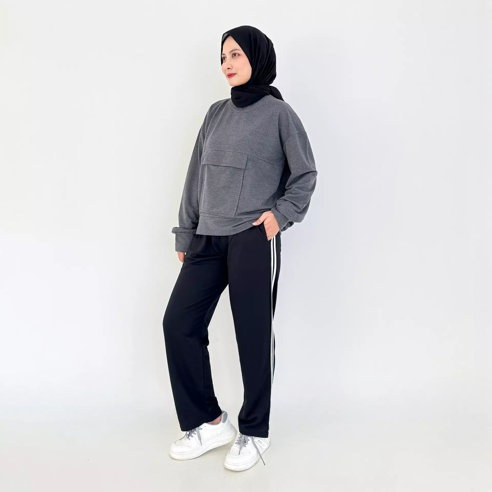Set Sporty Daily (Setelan Training Sweatpants) ABUTUA - HITAM