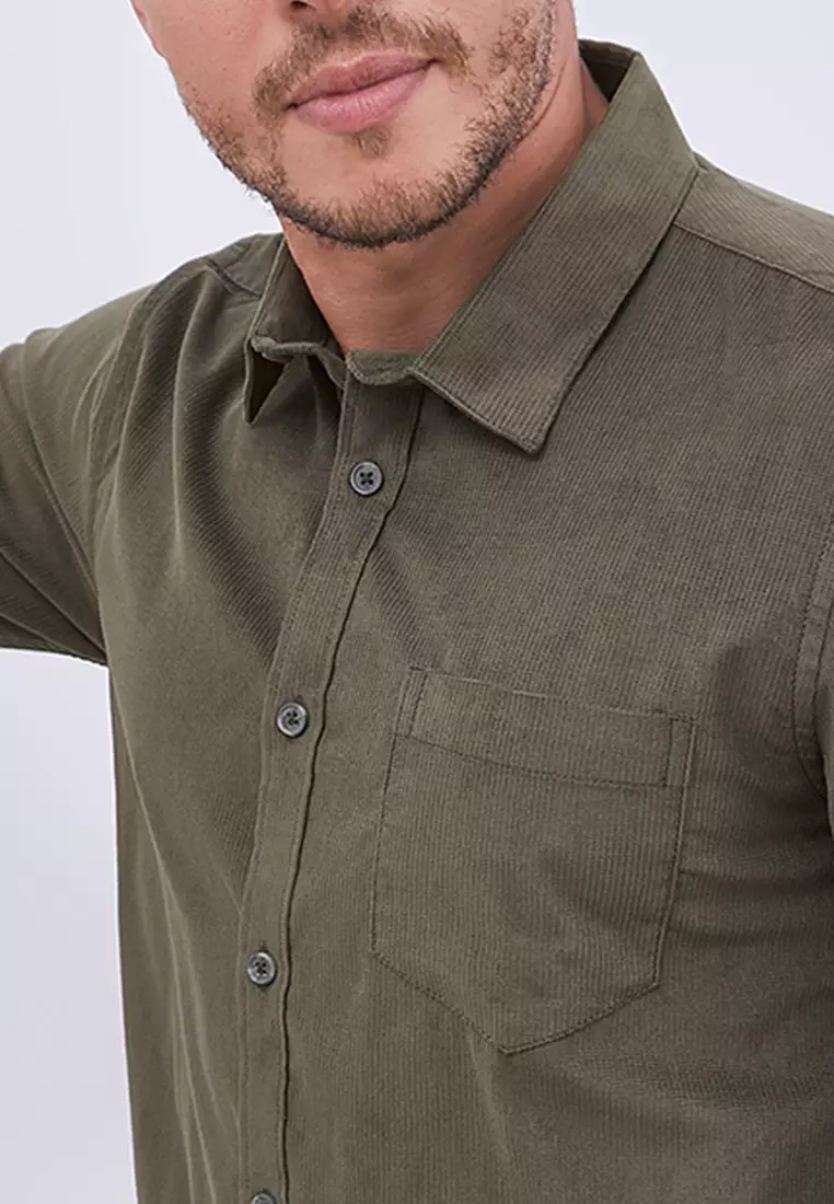 MANZONE - Kemeja Corduroy Lengan Panjang Pria Havied 01 Modern Fit - Olive Warna Olive