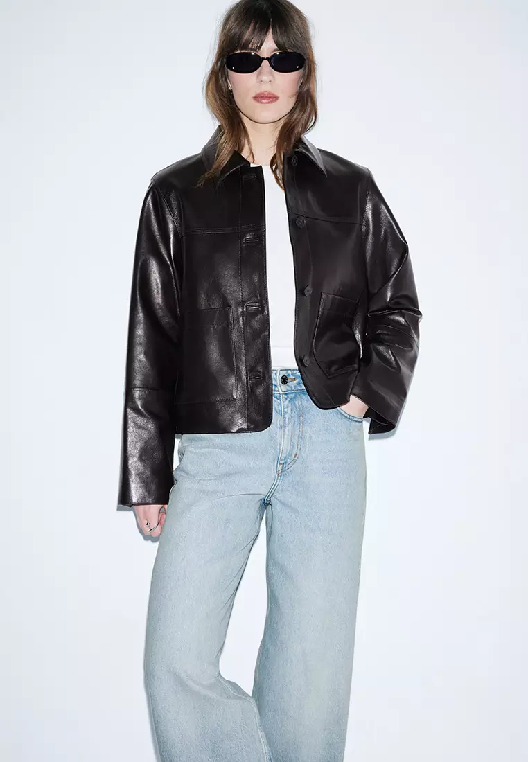 Relaxed Wide-Leg Jeans