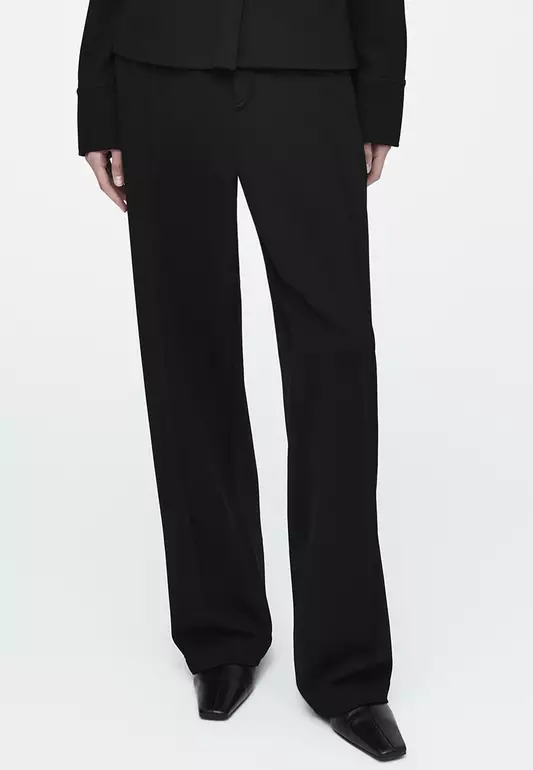 Straight-Leg Pintucked Joggers