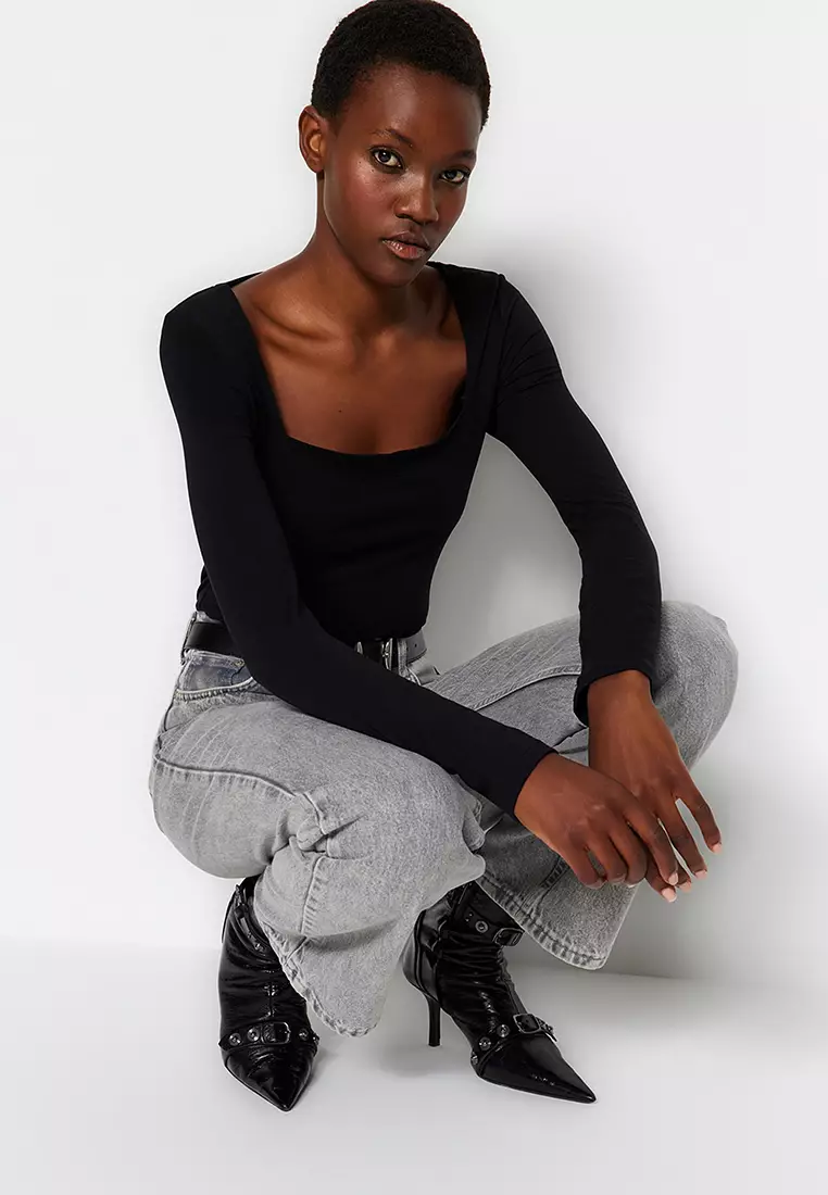 Square Neck Fitted Knit Top