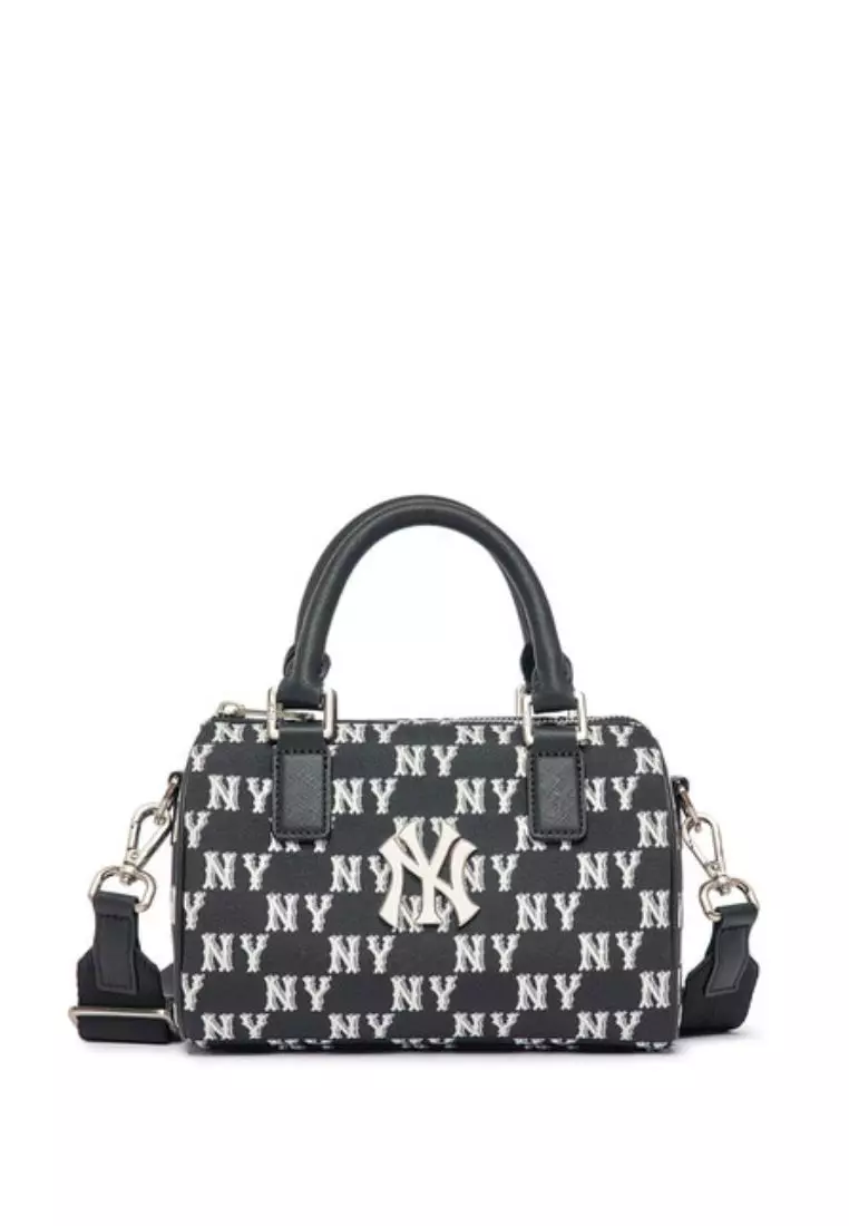 MLB NY Yankees Argyle Monogram Large Bucket Bag Black