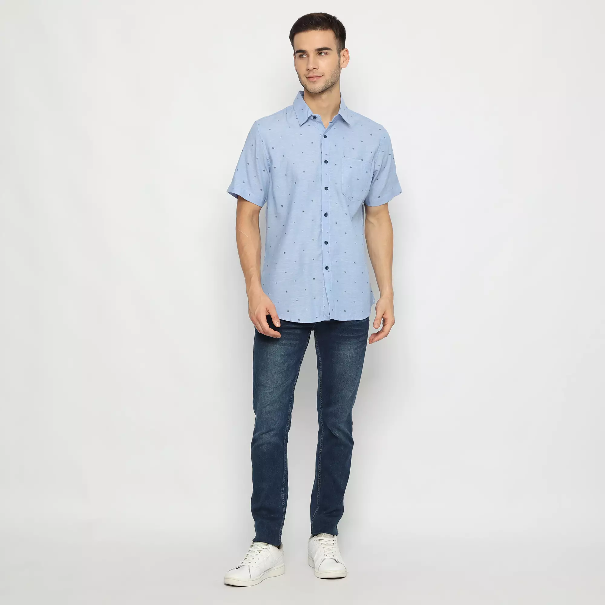 Platini Kemeja Pria Motif Lengan Pendek Biru 132040