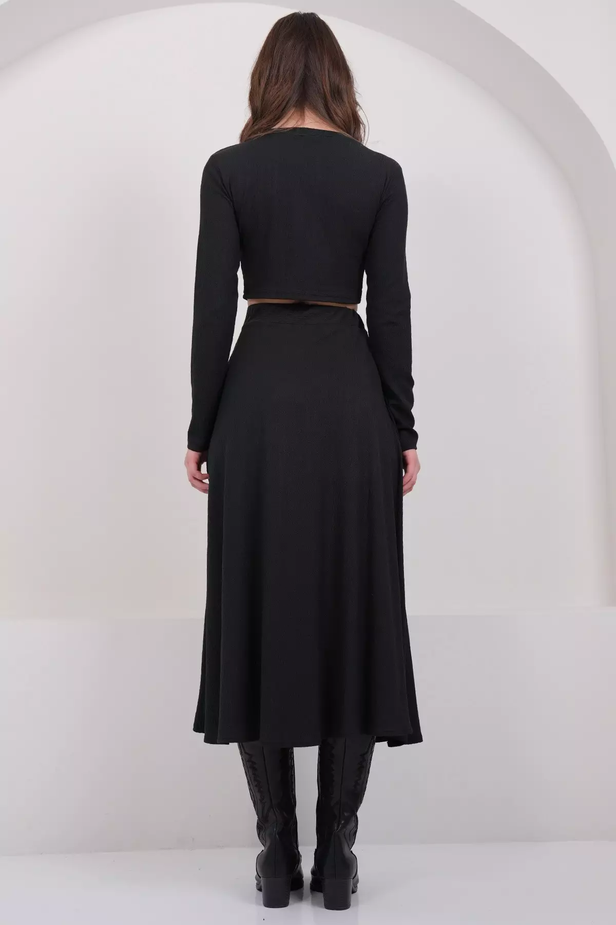 Women'S Black Crew Neck Cropped Blouse And Maxi Skirt Set Alc-X15015