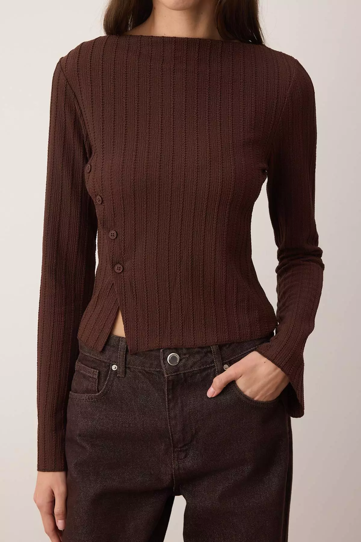Brown Button Detailed Asymmetrical Body-Smoothing Flexible Knitted Blouse Twoaw26Bz00040