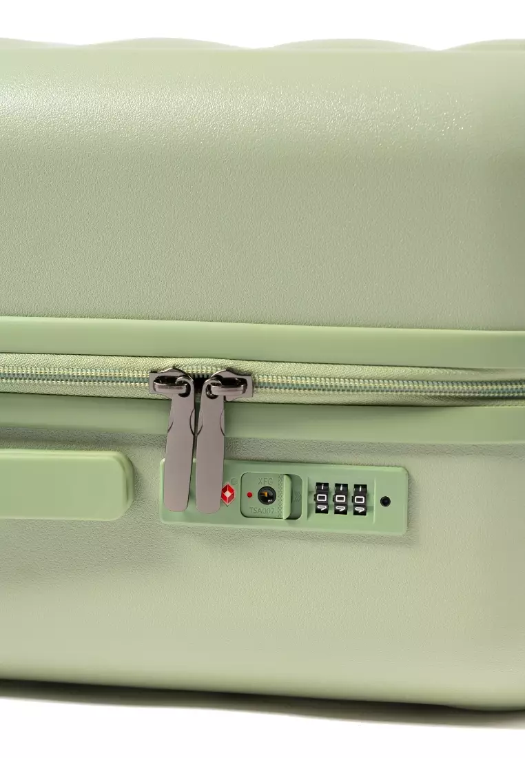 Puff 20"  Hard Case Luggage In Pistachio