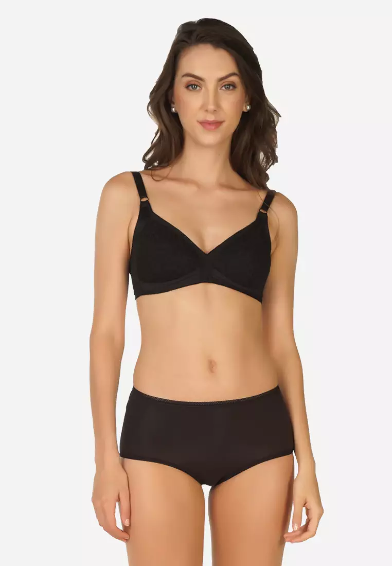 Buy Wacoal Non Padded Wired Asean Sports Bra Black online