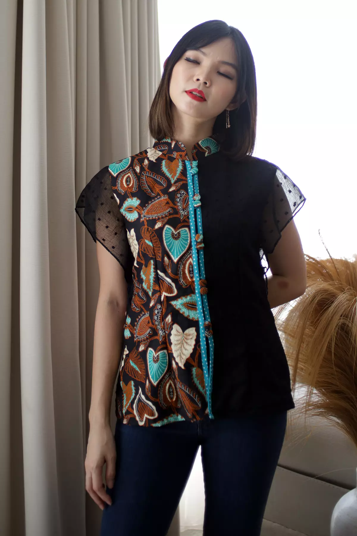 Aprahita Daun Hijau Blouse