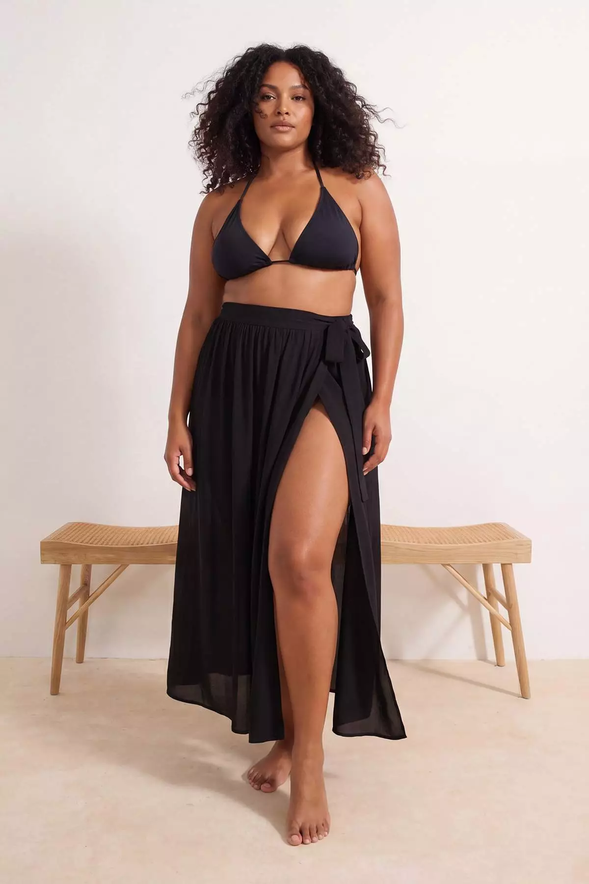 Beach Wear Black Textured Tie-Up Pareo Tbbss26Df00002