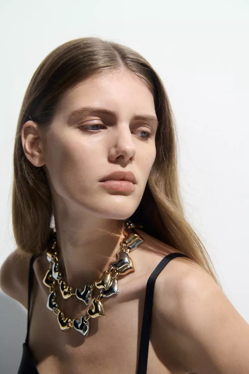 Heart-chain necklace