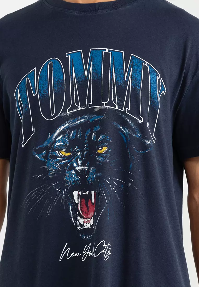Tommy hilfiger shop tiger t shirt