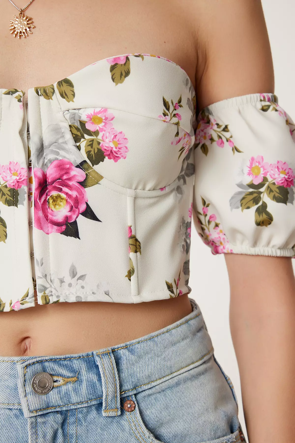 Women's Cream Pink Patterned Crop Viscose Blouse Cr00510