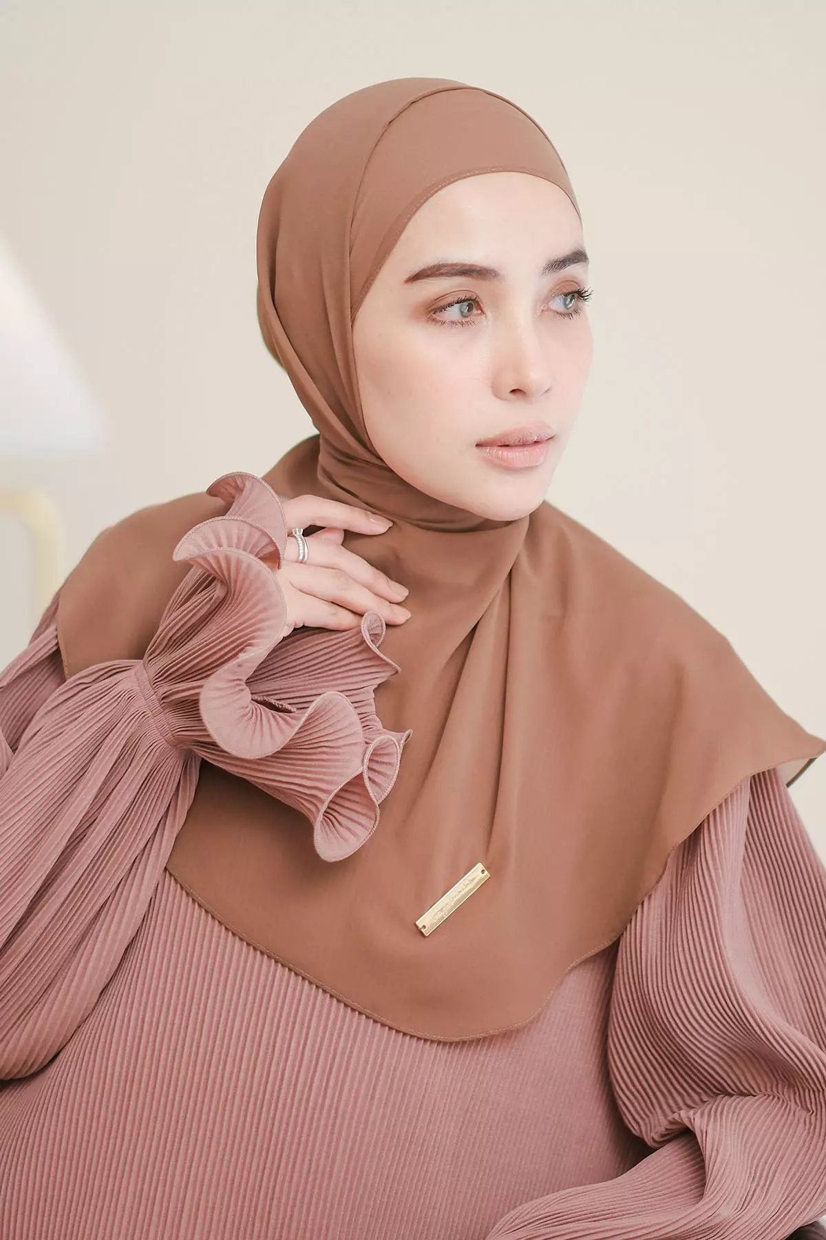 Ovel Shawl (Pashmina Oval Lozy x Hamidah) Dark Brown