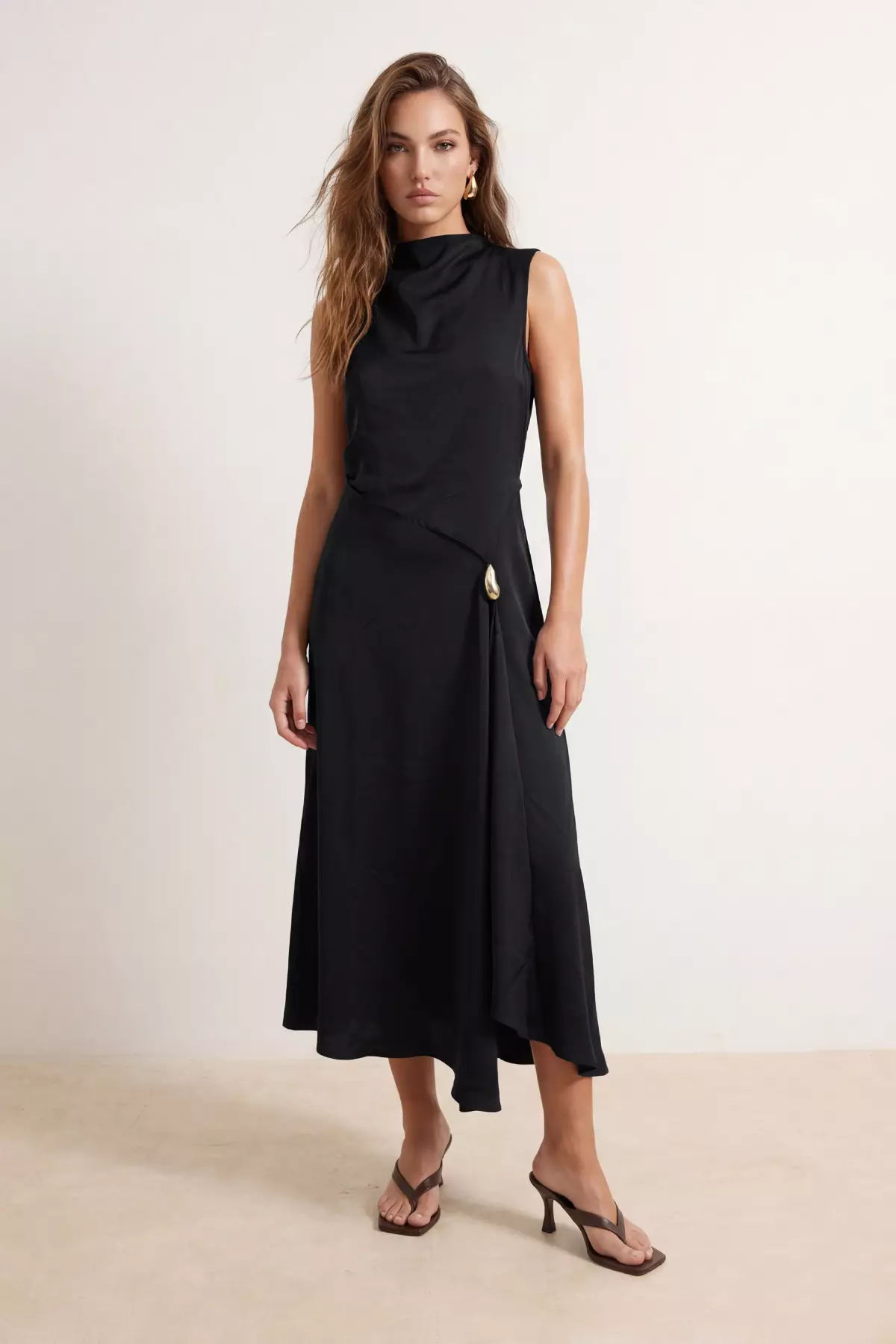 Buy Trendyol Black Gold Accessory Detailed Sleeveless Maxi Woven Dress Twoss26El00898 Online