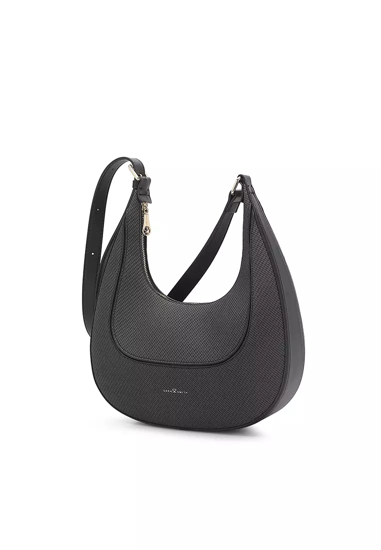 Women's Sling Bag / Crossbody Bag - Black