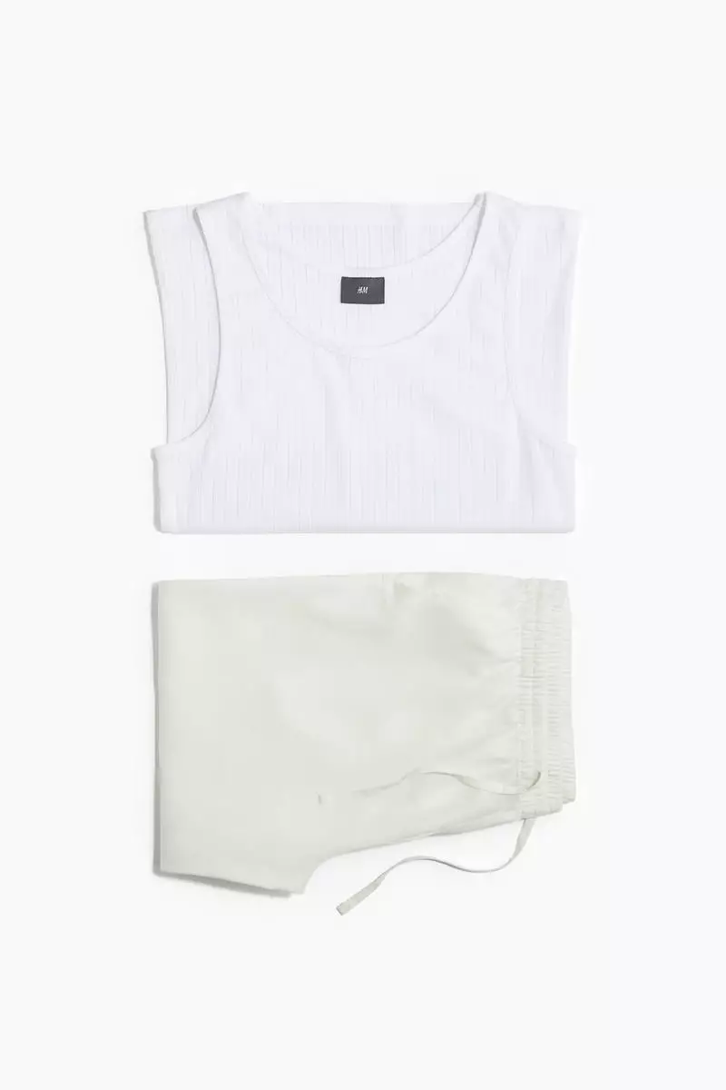 Pyjama vest top and bottoms