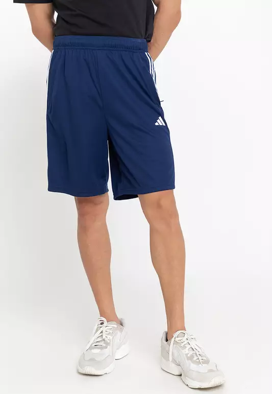 train essentials piqué 3-stripes training shorts