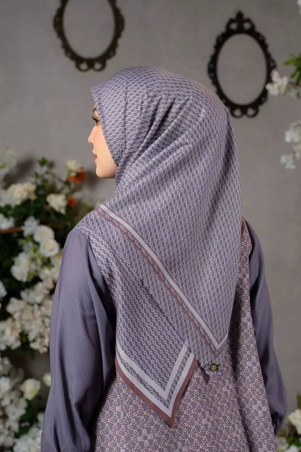 Klamby - Romely Scarf Ungu Salvia