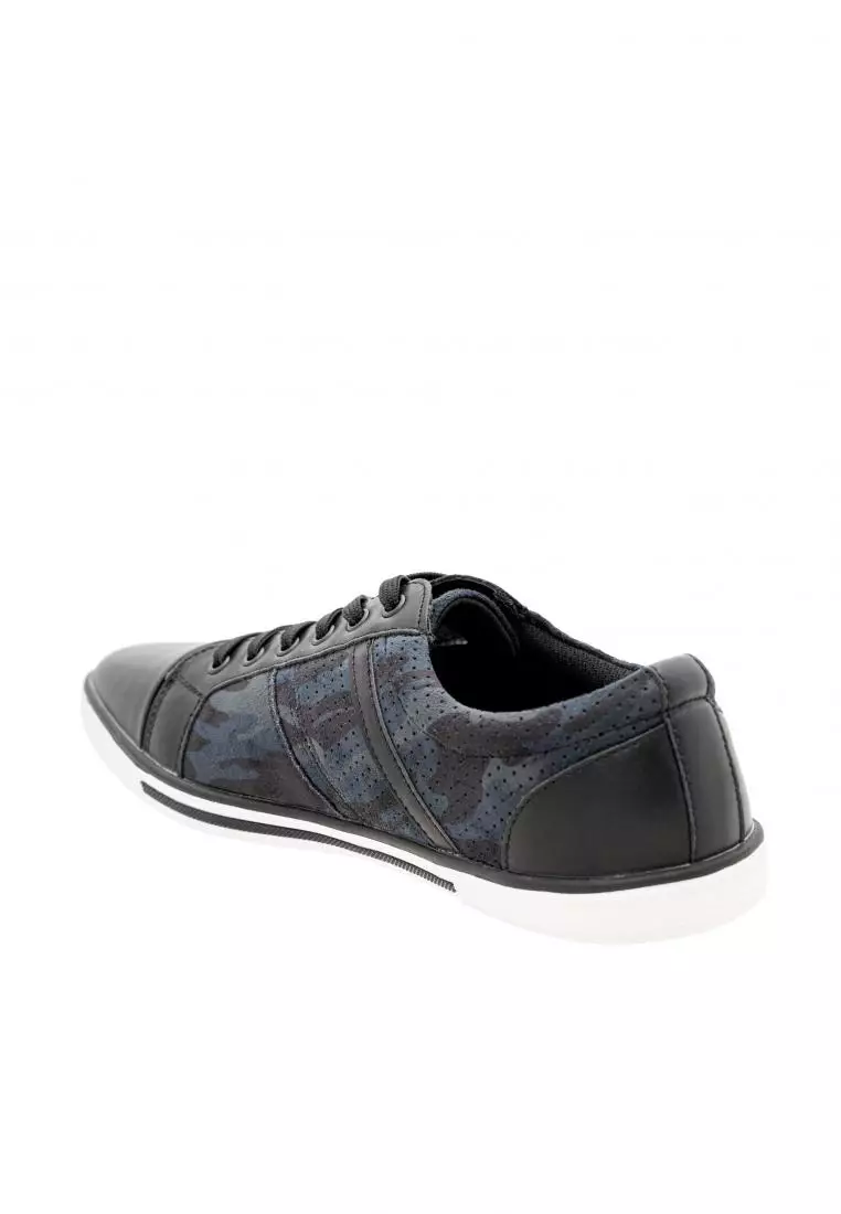 Kenneth cole camo on sale sneakers