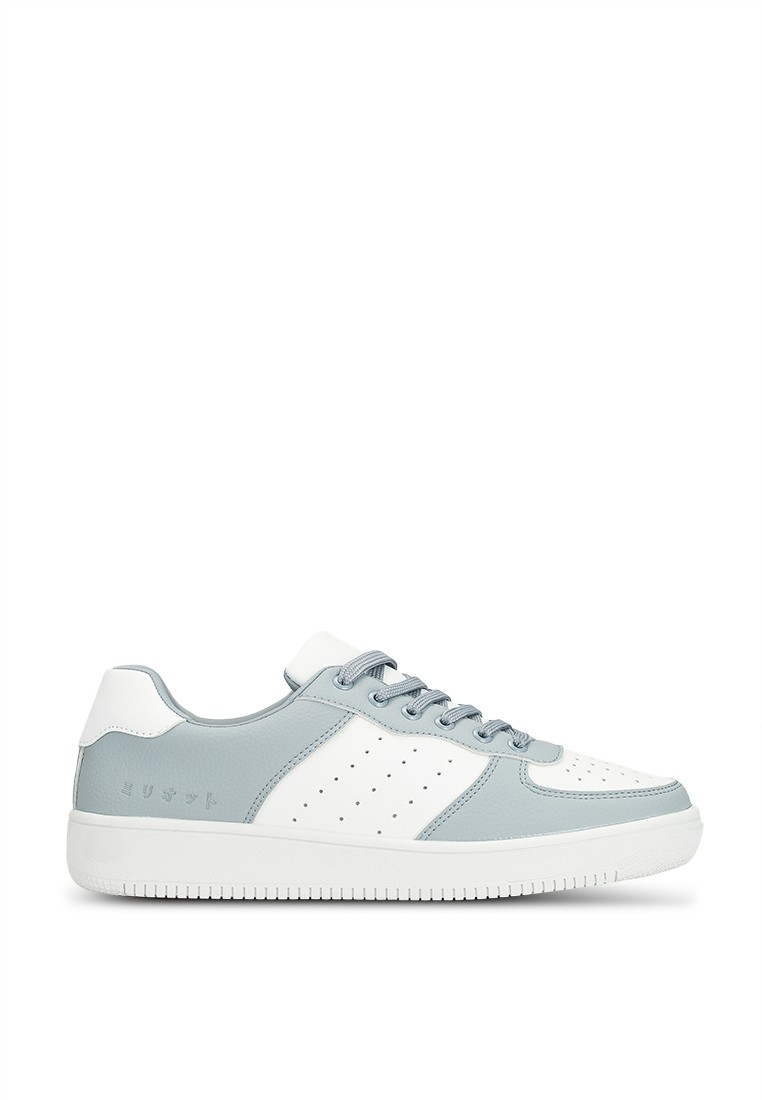 Wrender Rounded Toe Sneakers