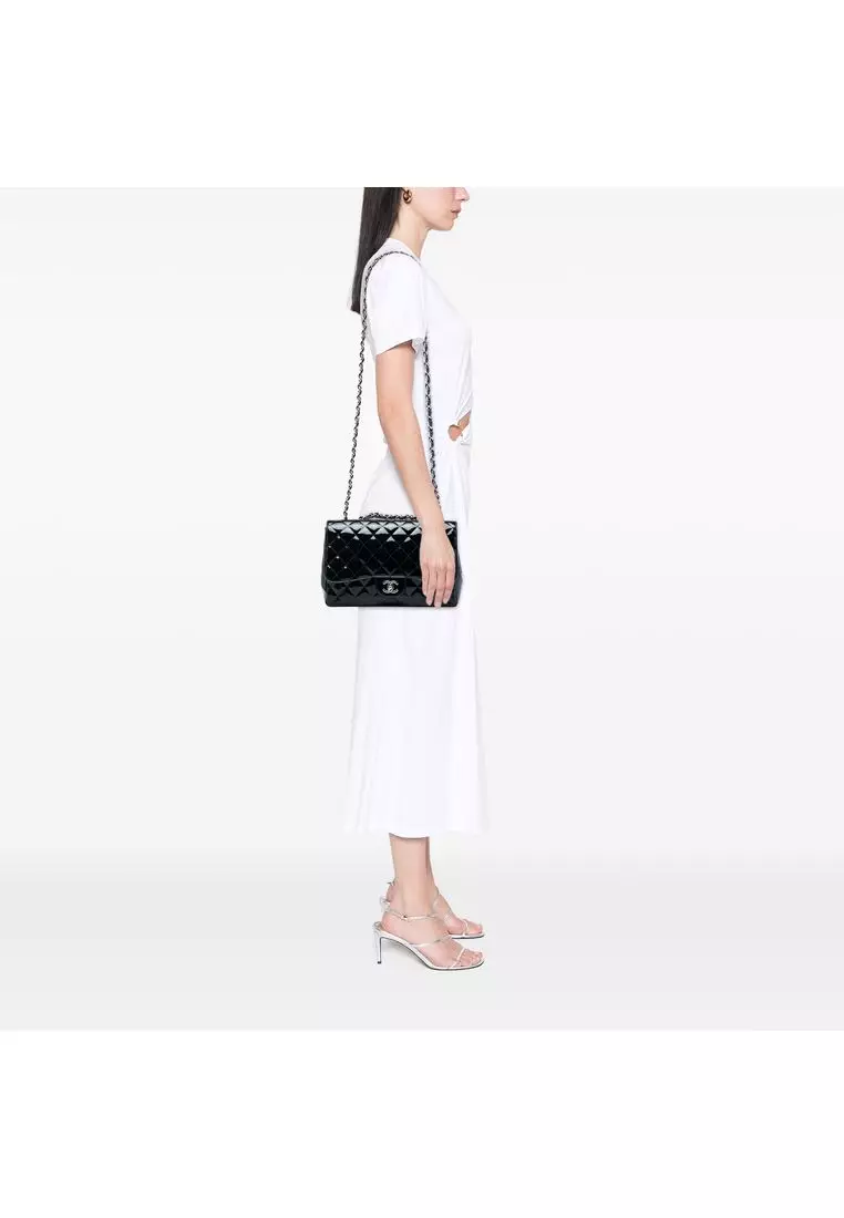 Pre-Loved Chanel Jumbo Classic Patent Single Flap