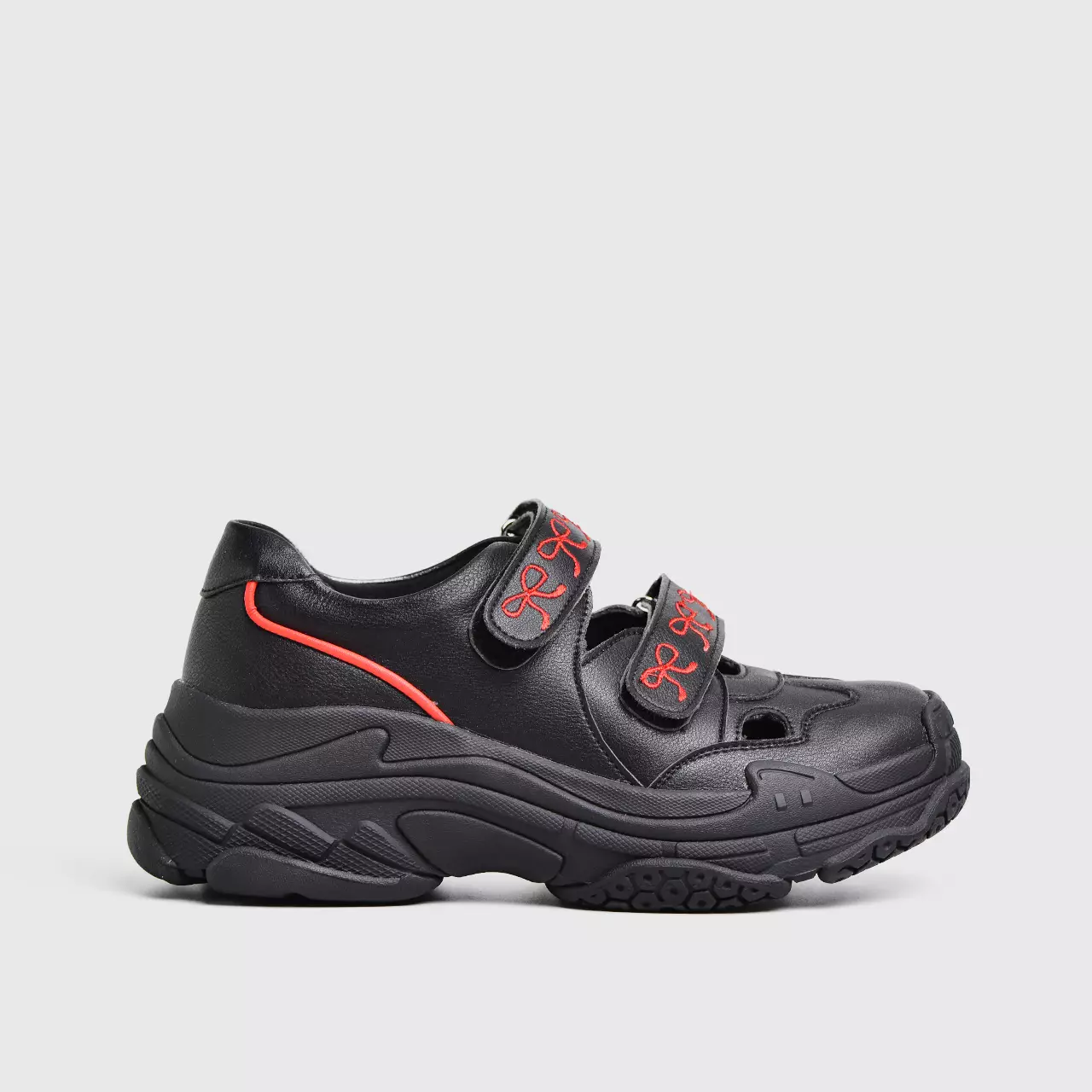Jafna Bow Embroidery Sneakers Black