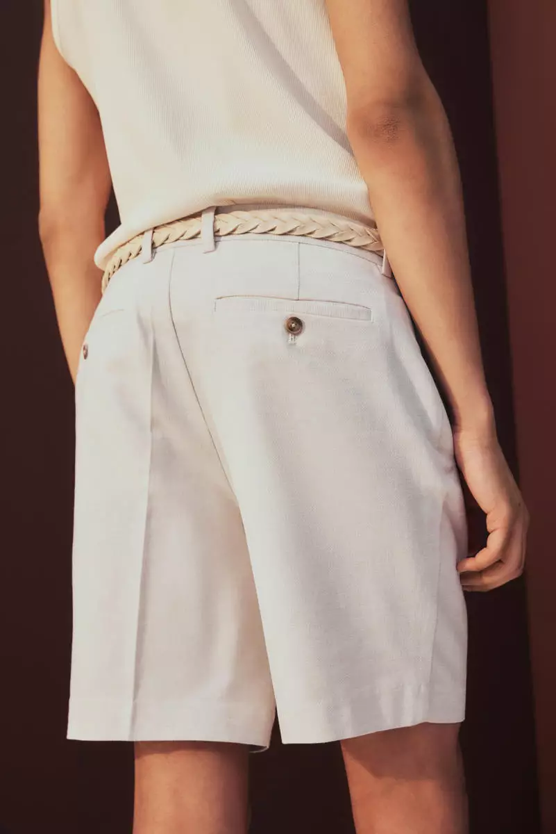 Regular Fit Lyocell-blend chino shorts