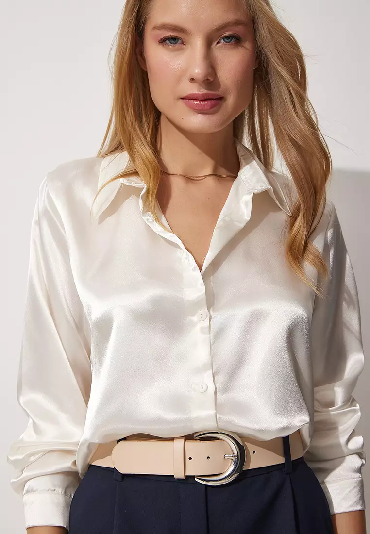 Lightly Draped Satin Surface Shirt