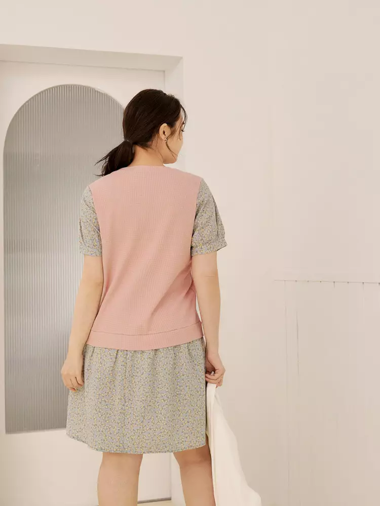 雲朵自訂款-假兩件華夫格V領泡泡袖洋裝《DA10031》