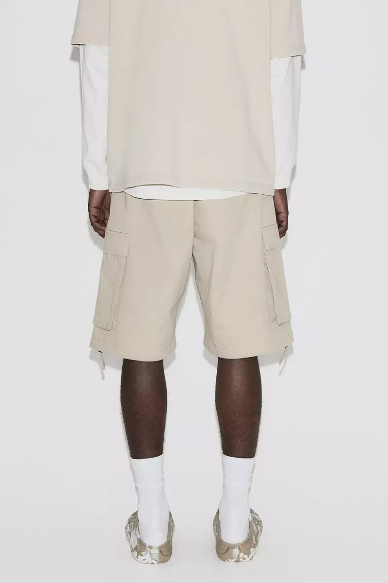 Buy H&M Loose Fit Twill cargo shorts 2025 Online ZALORA