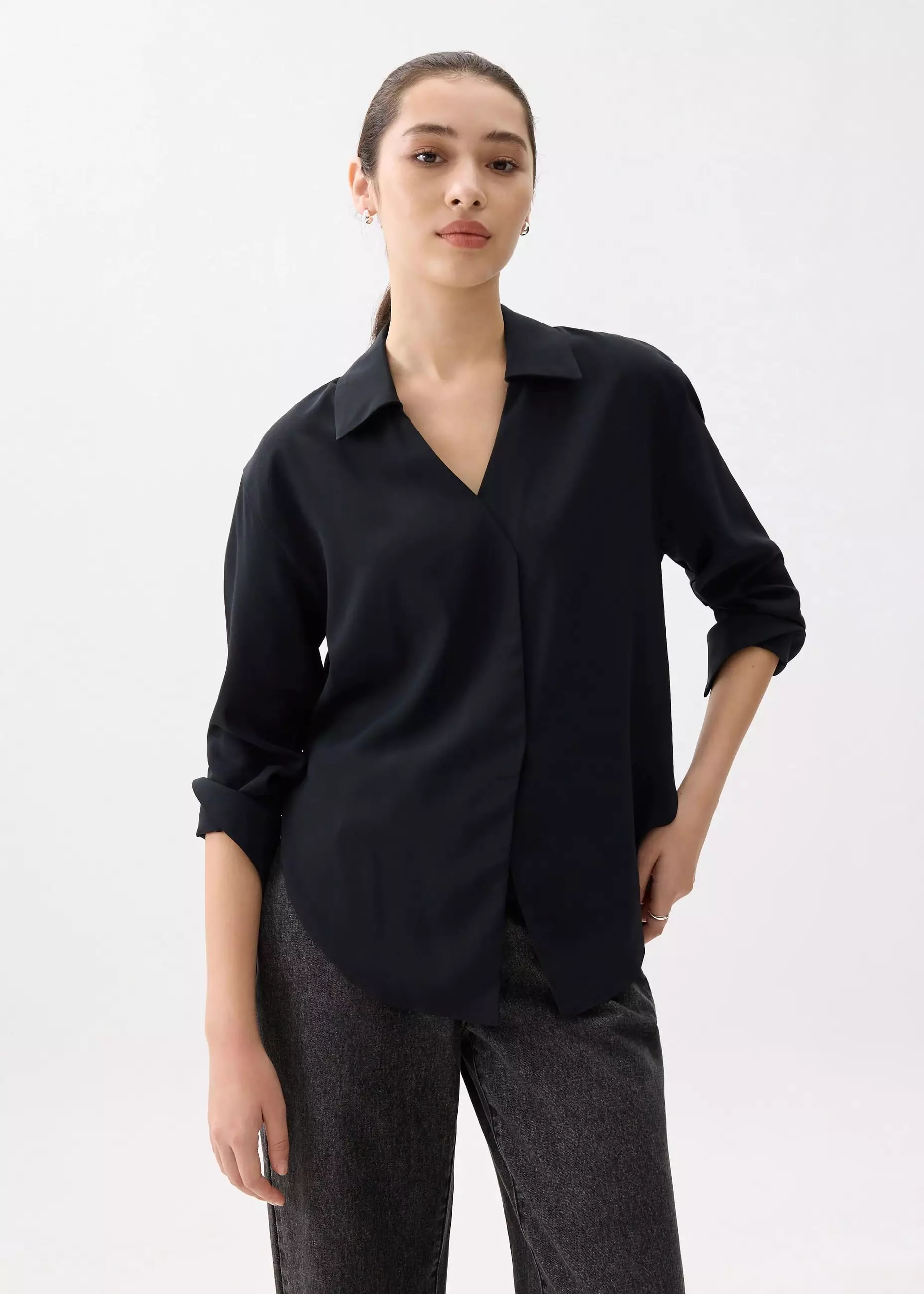 Atasan Wanita - RuchedReady® Ily Notch Collar Blouse