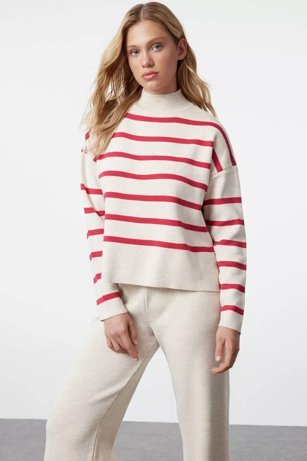 Stone Striped Knitwear Top and Bottom Set with Trousers TWOAW24AU00045