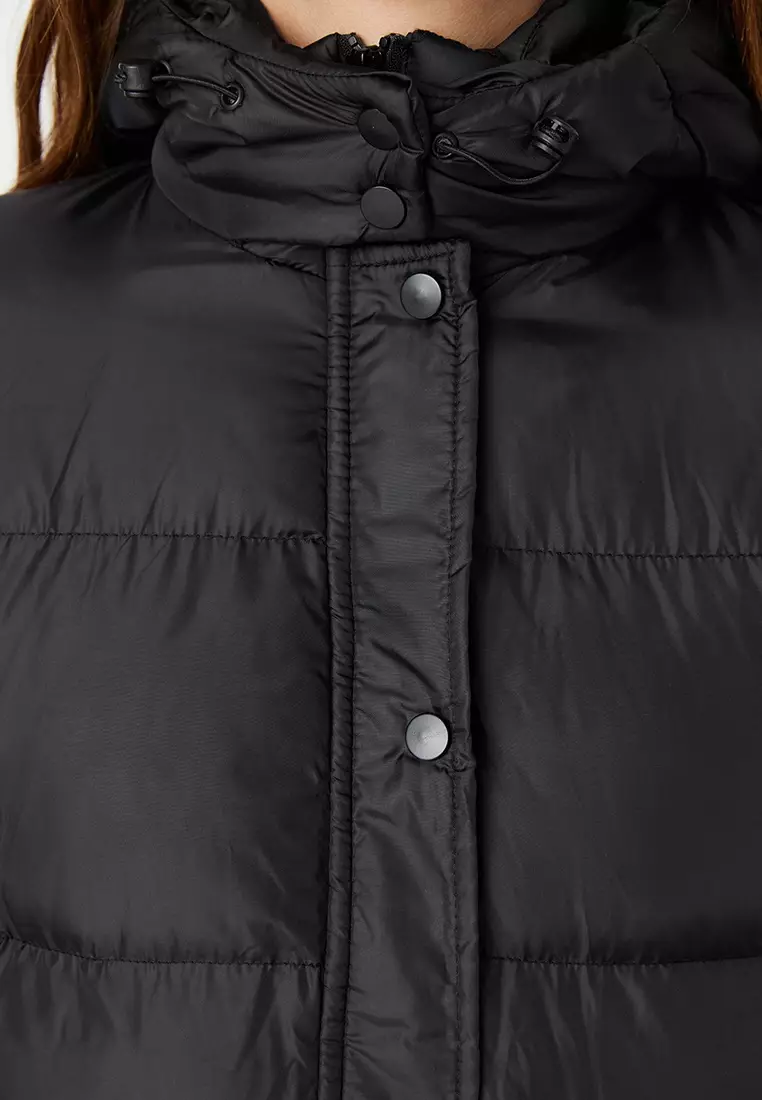 Black Hooded Water Repellent Long Puffer Jacket Twoaw23Mo00154