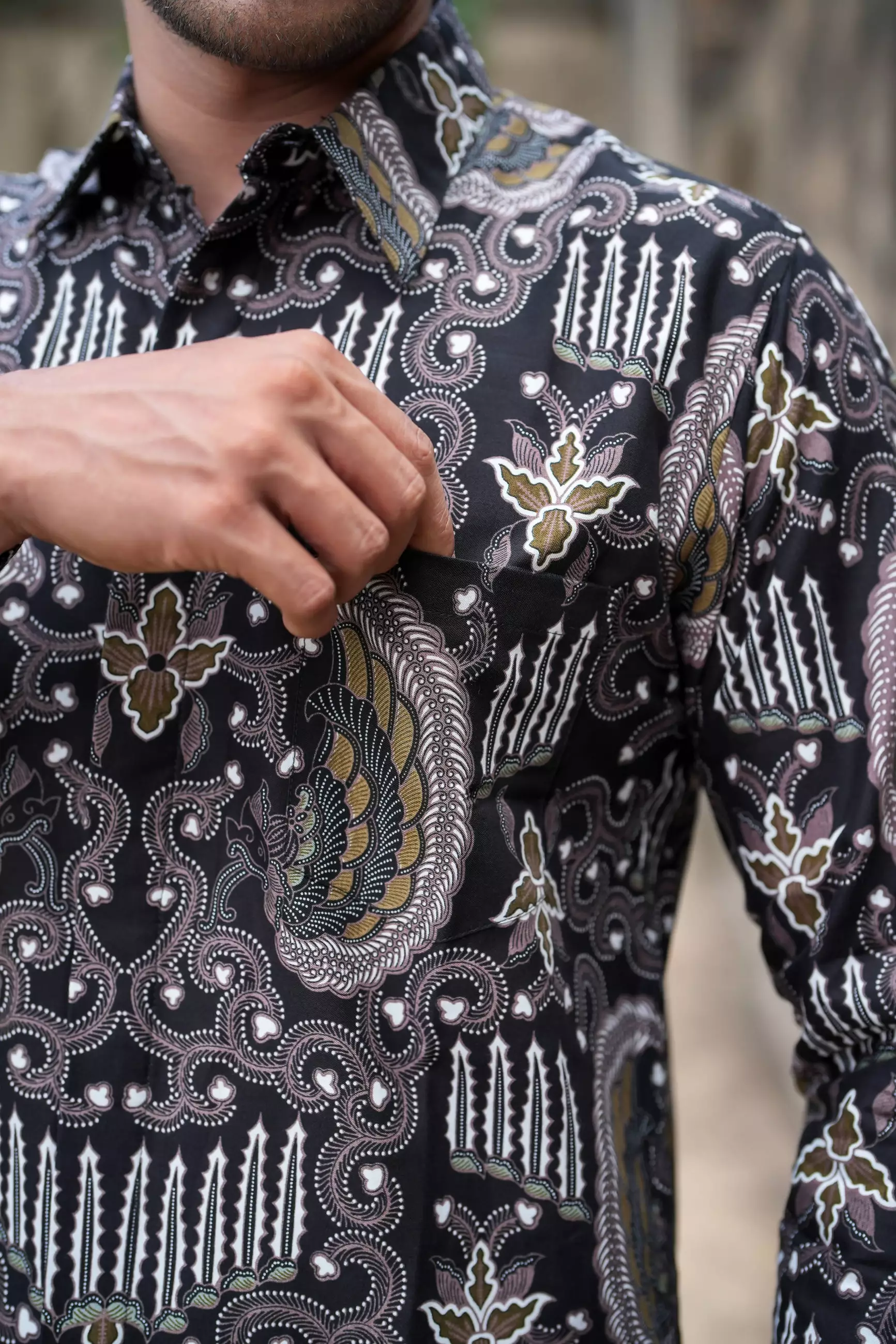 Prana Black Kemeja Batik Slim Fit Lengan Panjang Katun