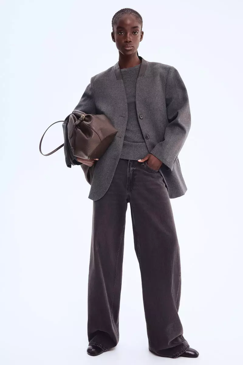 Collarless blazer