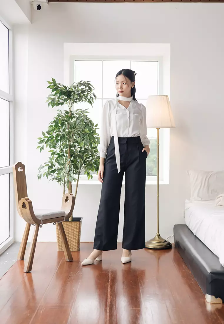 Tara Scarf Blouse in White