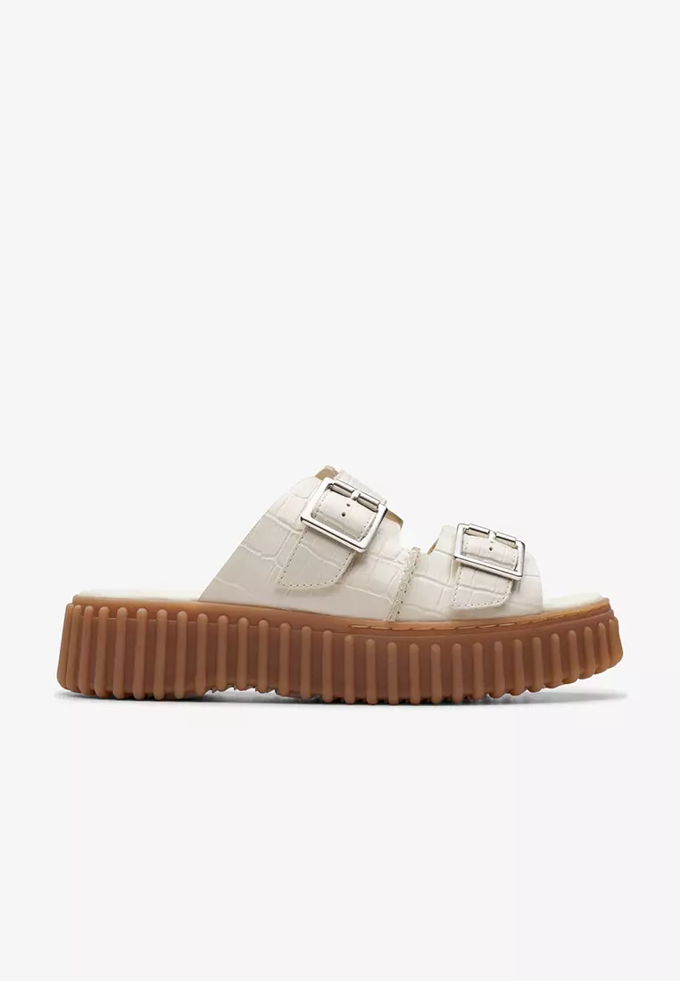 Discount on Clarks  shoes - SKU: Torhill Slide Sandals Cream Interest