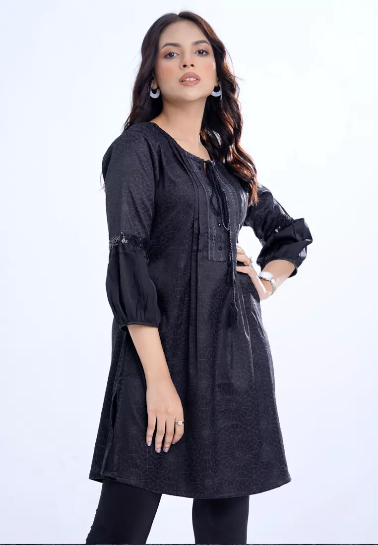 Le Reve Black Puff Sleeves Short Tunic