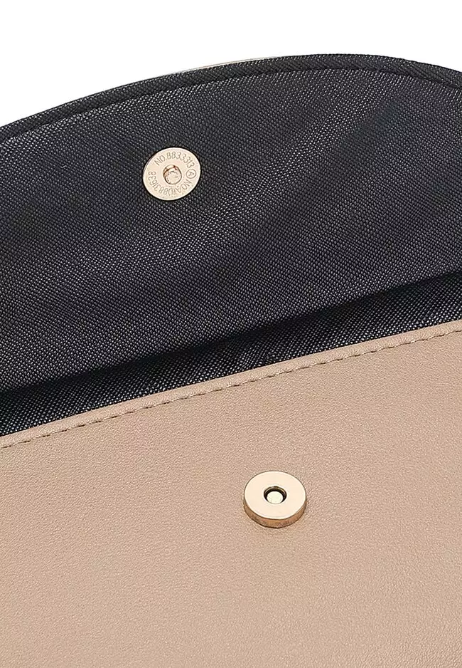 Faux Leather Sling Bag / Crossbody Bag / Wristlet (Tas Selempang Wanita / Dompet Gelang) - Cokelat