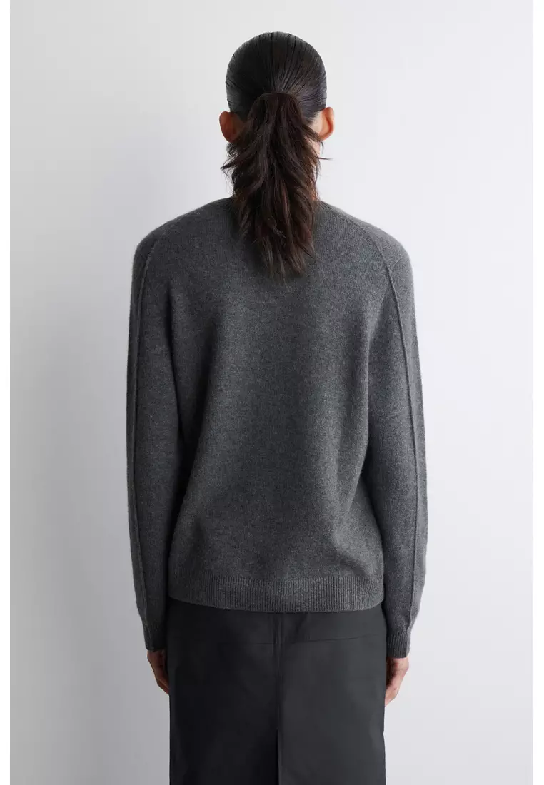 CASHMERE CREW-NECK JUMPER