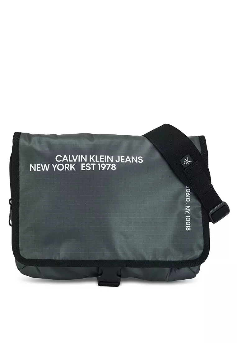 Calvin klein store nylon messenger bag