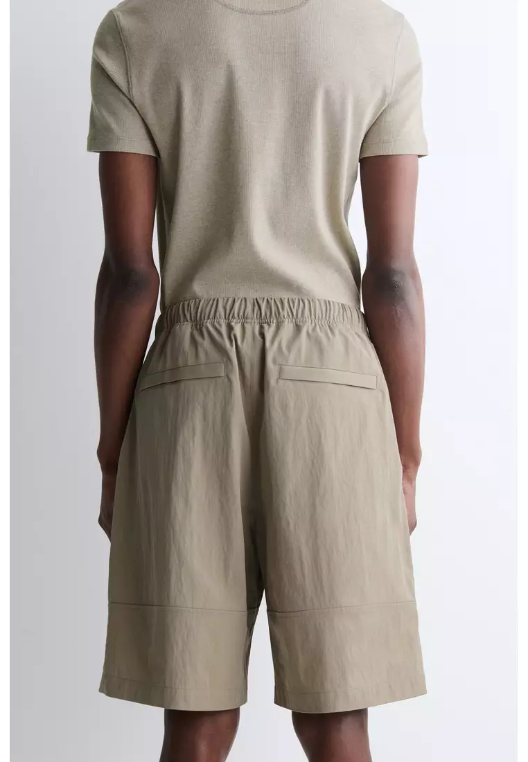 COTTON ELASTICATED KNEE-LENGTH SHORTS