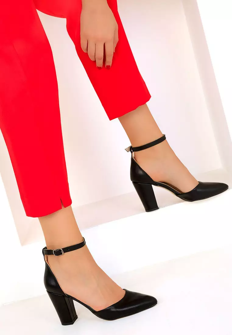 Discount on Soho  shoes - SKU: Pointed Ankle Heels