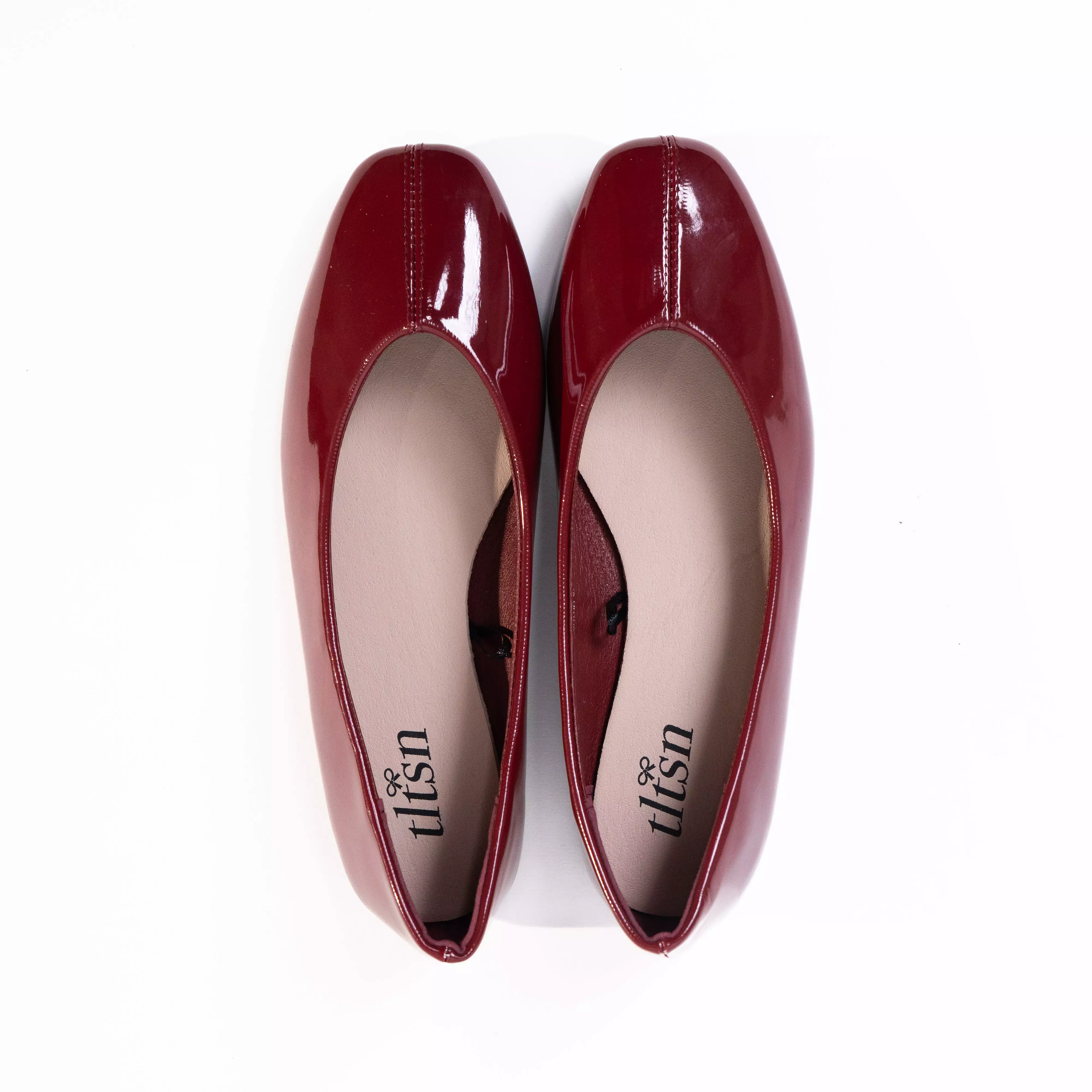 The Little Things She Needs - AGATHA [Online Exclusive] Flatshoes Sepatu Wanita WINE