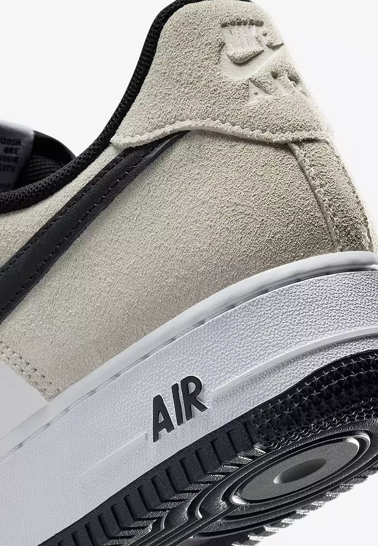 Air Force 1 '07 LV8 Shoes