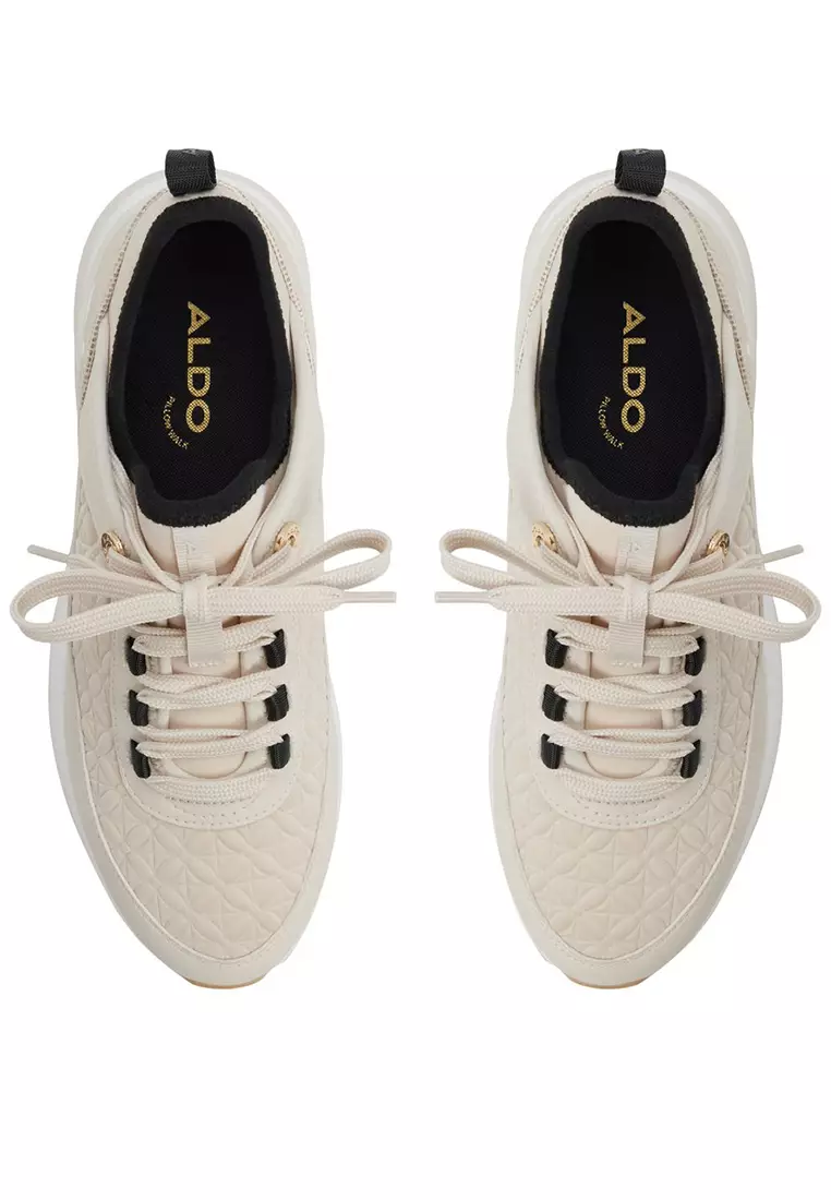 Quiltyn Sneakers