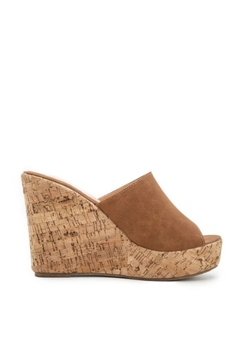 Michael Kors brown wedge sandals, Women's Fashion, Footwear, Sandals on  Carousell