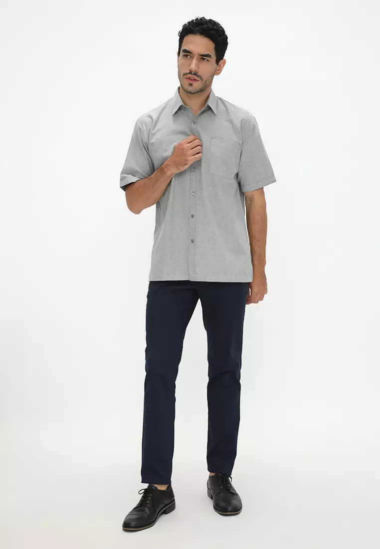 Jobb Ontario Kemeja Pria Lengan Pendek Regular Fit Hitam
