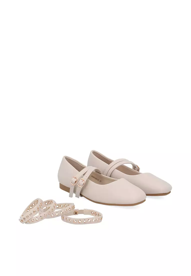Beige Posie Eyelet Ballerinas