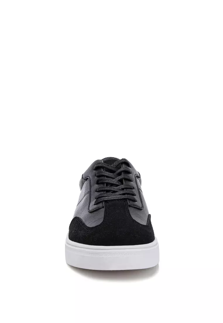 Contrasting Sole Men's Sneakers in Black